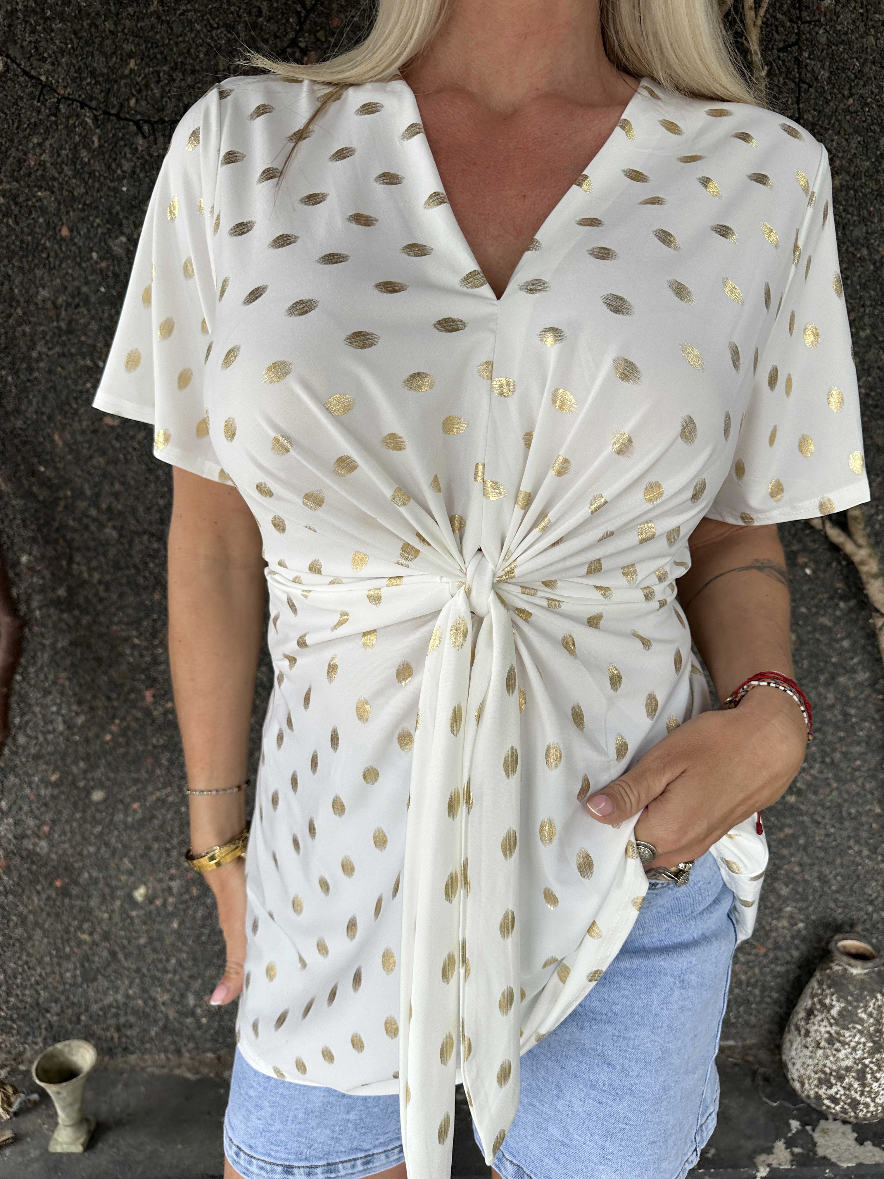 Molly Dot Shirt - Elastisk blue med fin knudedetalje foran